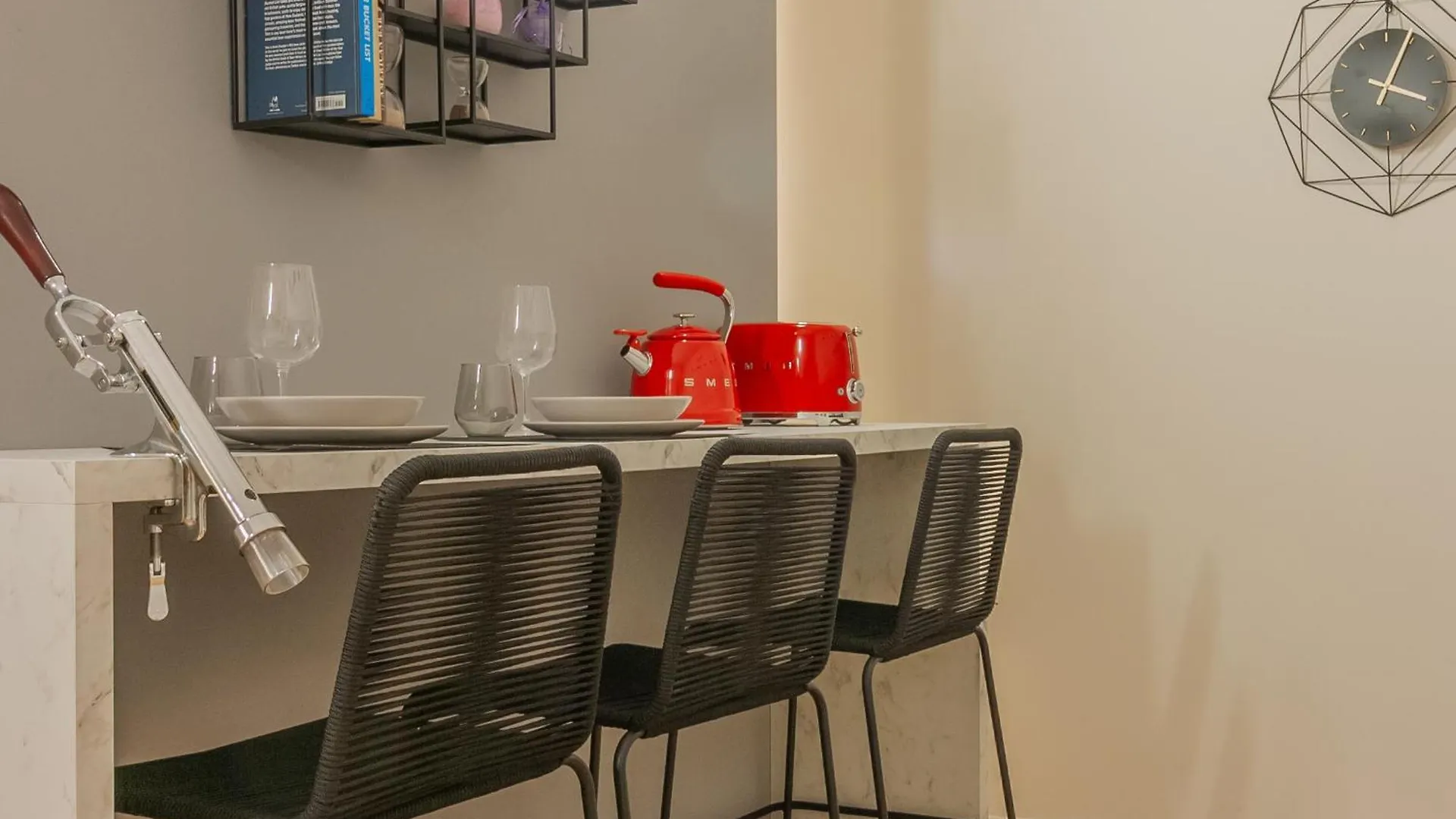 A Night At The Museum - Lake Como Bellano Apartman